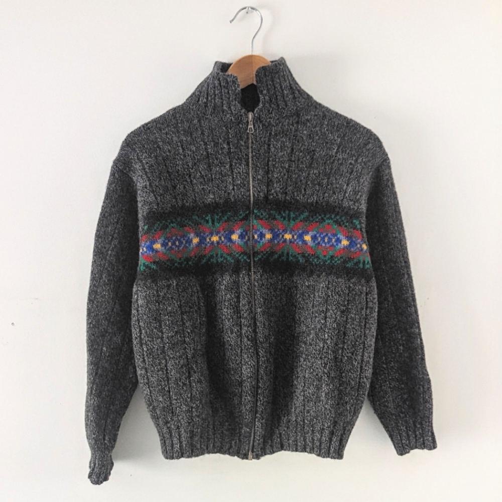 United Colors of Benetton Pure New Wool Zip Up Sweater, Vintage. Italy